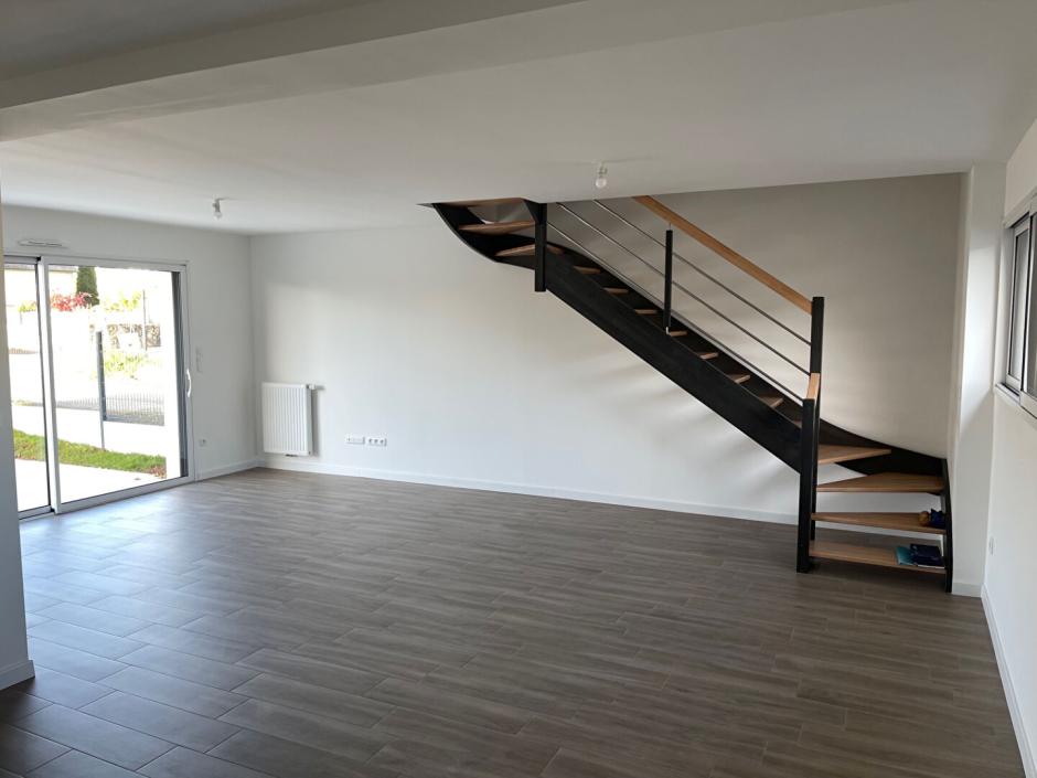 Ac3- location maison 
domagne
 1788823803
